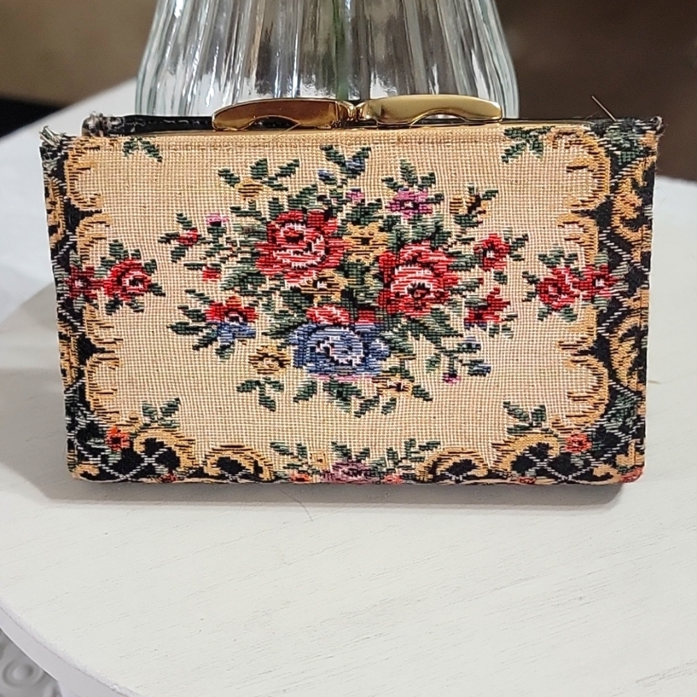 McDuff Made in Japan Vintage Floral Tapestry Wallet Mini Clutch - Picture 2 of 16